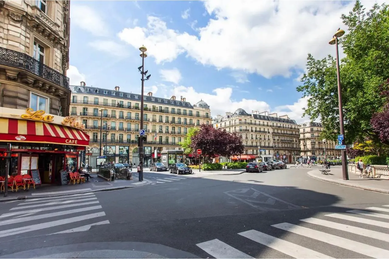 Апартаменты Cmg Place De Clichy - Metro Europe Париж